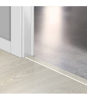 Quick-Step IMPRESSIVE ULTRA IMU3559 Roble clásico claro con pátina