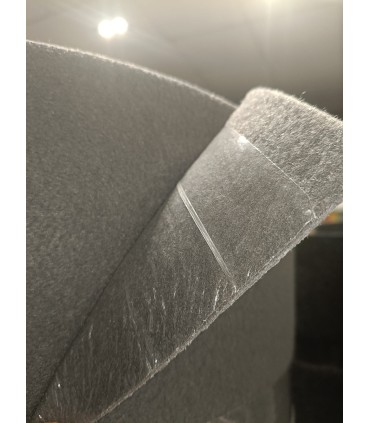 Moqueta ferial GRIS MEDIO con plástico de protección